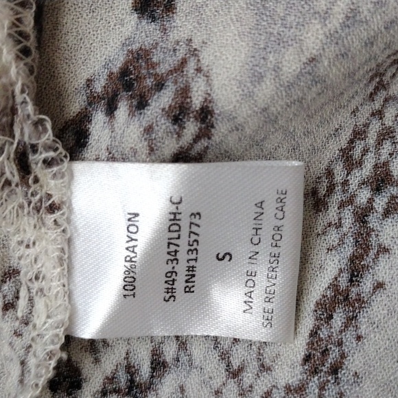 Vici python print wrap style midi dress S - Picture 12 of 12